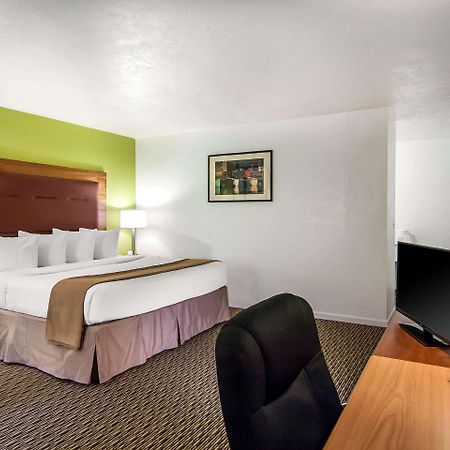 נורת' בנד Quality Inn & Suites At Coos Bay מראה חיצוני תמונה