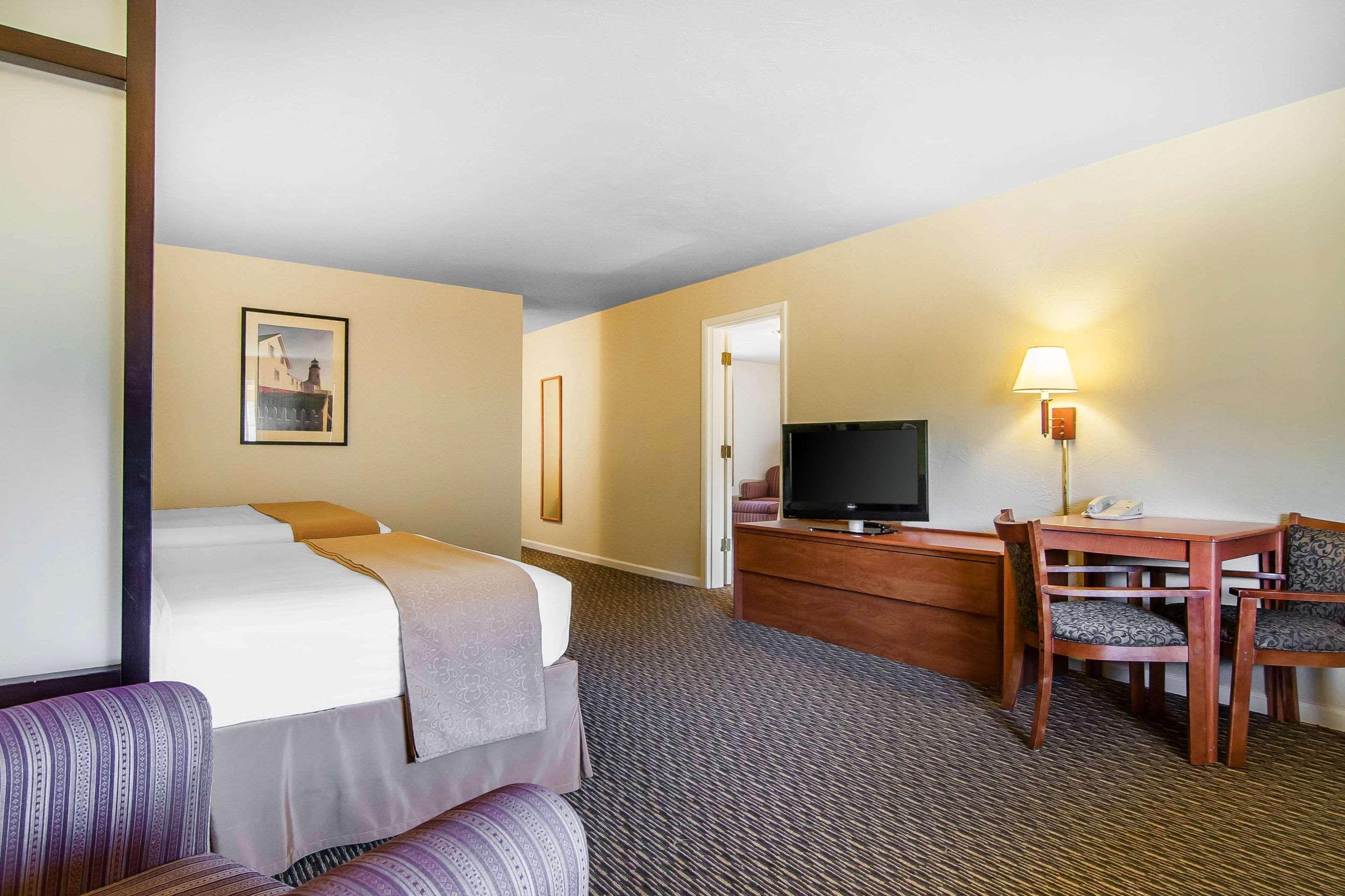 נורת' בנד Quality Inn & Suites At Coos Bay מראה חיצוני תמונה