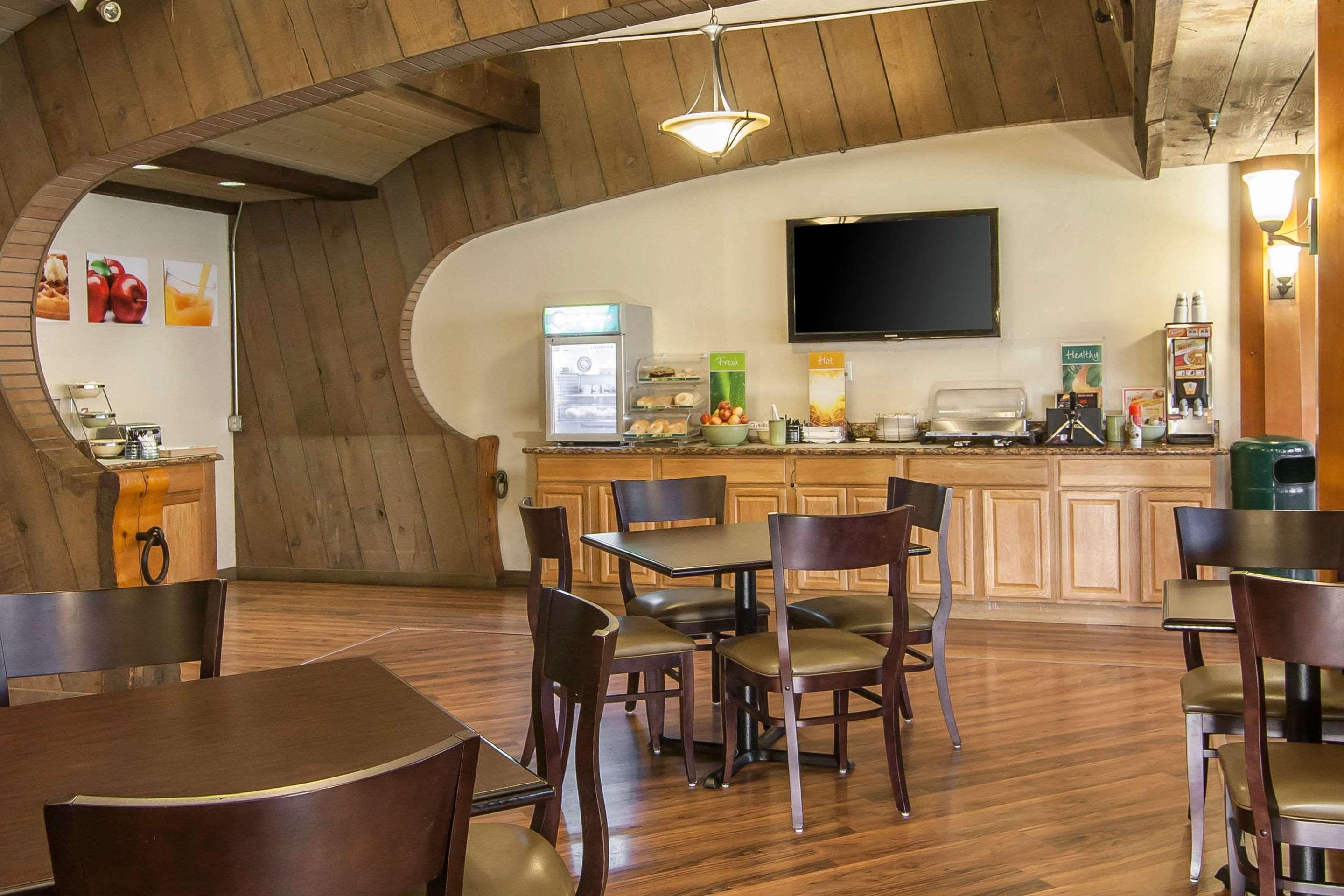 נורת' בנד Quality Inn & Suites At Coos Bay מראה חיצוני תמונה