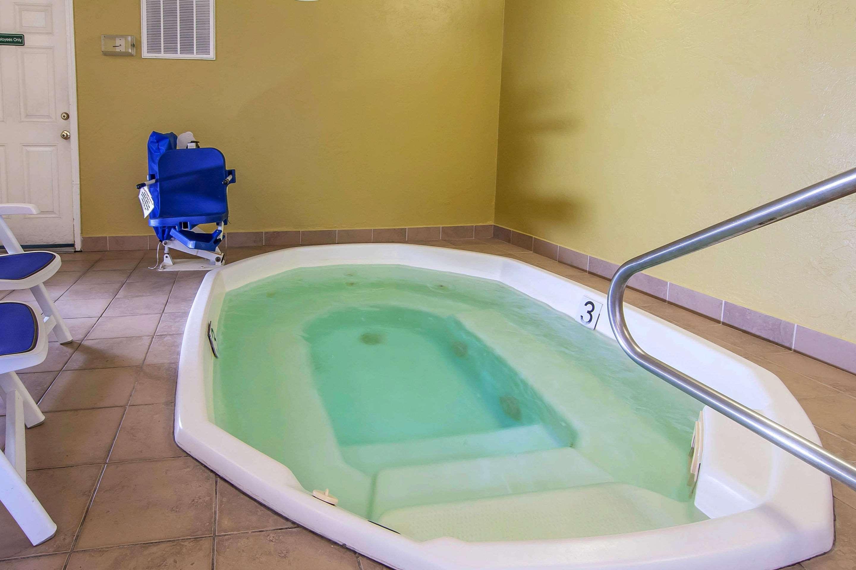 נורת' בנד Quality Inn & Suites At Coos Bay מראה חיצוני תמונה
