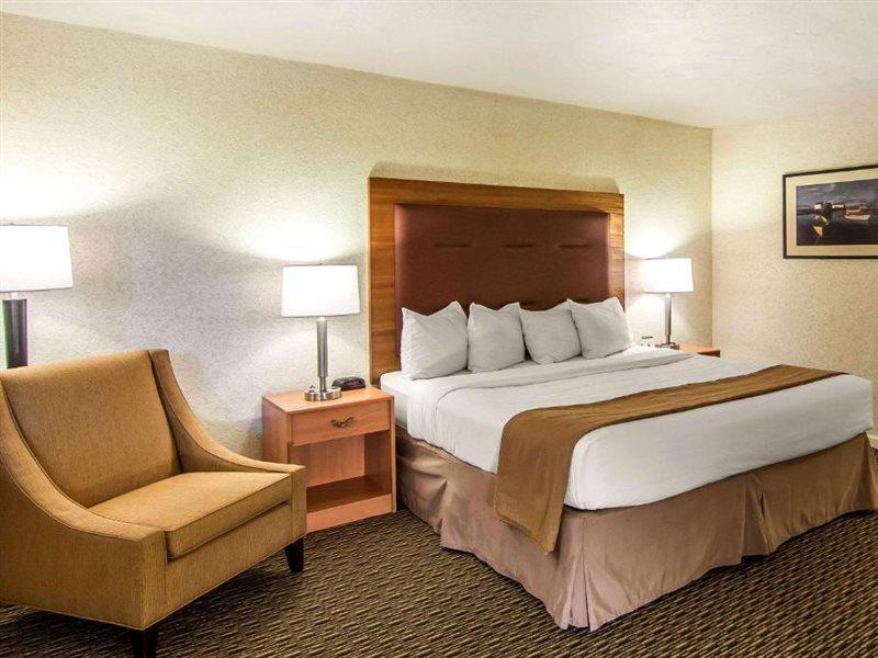 נורת' בנד Quality Inn & Suites At Coos Bay מראה חיצוני תמונה
