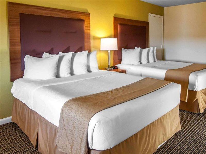 נורת' בנד Quality Inn & Suites At Coos Bay מראה חיצוני תמונה