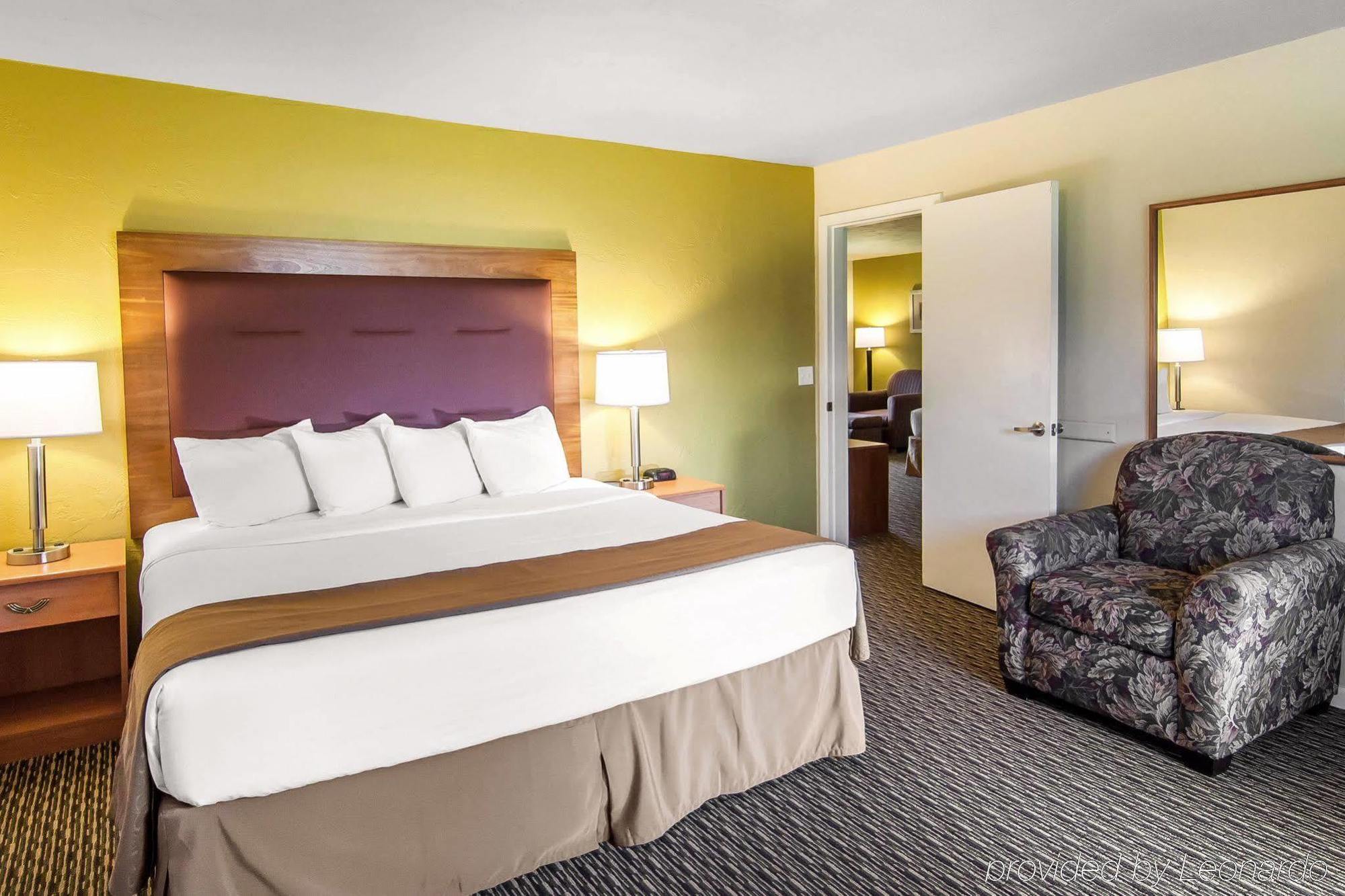 נורת' בנד Quality Inn & Suites At Coos Bay מראה חיצוני תמונה